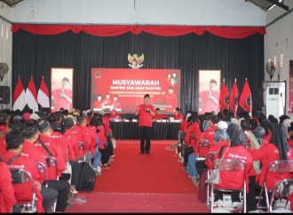 DPC PDI Perjuangan Rembang Kukuhkan 536 Pengurus Ranting Sedan