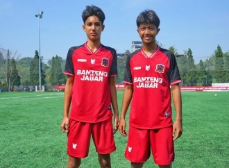 Tembus Seleksi Ketat, Dua Pesepak Bola Muda Depok Perkuat Tim Jabar Banteng di Soekarno Cup 2026