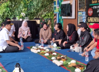 Tinjau Inovasi 'Bang Jali' di Jaksel, Risma Puji Pembangunan Berbasis Partisipasi Warga