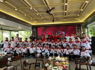 DPD PDI Perjuangan Jambi Lepas Banteng Jambi United, Targetkan Juara Soekarno Cup 2026
