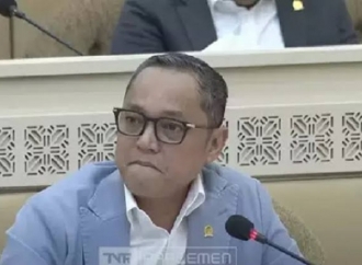 Kuota PIP Susut, Deddy Sitorus Ingatkan Penggunaan Anggaran Pendidikan Untuk MBG Harusnya Sudah Stop!
