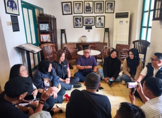 Abaikan Fluktuasi Survei, Hasto Instruksikan Kader PDI Perjuangan Fokus Kerja Nyata untuk Rakyat