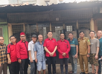DPC PDI Perjuangan Medan Salurkan Bantuan untuk Korban Kebakaran di Pandau Hulu II