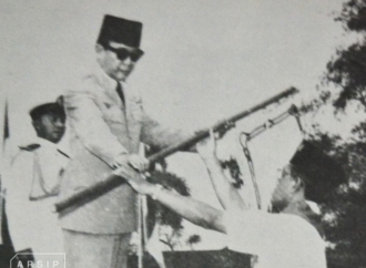 Ketika Soekarno Menolak Tunduk pada Tekanan