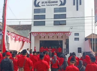 Peringati HUT ke-81 RI, PDI Perjuangan Tulungagung Kobarkan Semangat 'Jas Merah'  & Gotong Royong