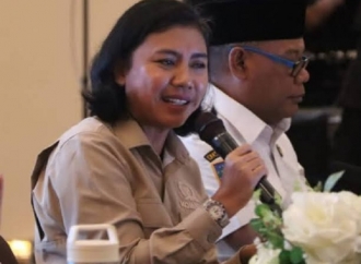 Irine Yusiana Roba Tanggapi Keluhan Warga Soal Saluran Air di Halmahera Timur