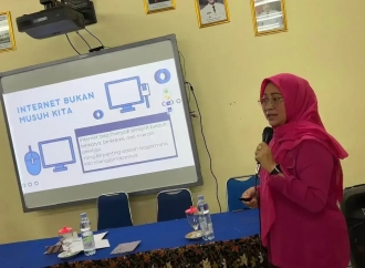 Soroti Fenomena Pelajar Gadget Mania, Yuni Indriany Dorong Pengawasan Internet Sehat