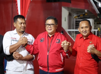 PDIP Lepas Kapal RS Laksamana Malahayati Bantu Korban Gempa di NTT