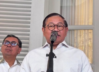 Antisipasi Kecelakaan, Pramono Minta Pedagang di Luar Pasar Induk Kramat Jati Direlokasi