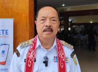 Karhutla Meluas, Bupati Yohanes Ontot Perintahkan Camat Siaga di Wilayah Masing-Masing