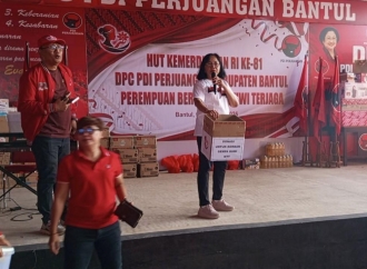 Srikandi PDI Perjuangan Bantul Gelar Jalan Sehat dan Penggalangan Donasi Bencana Untuk Korban Gempa di NTT​​​​​​​