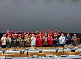 Rudianto Tjen Motivasi dan Tanamkan Semangat Kepemimpinan Kepada Pramuka Belitung Timur
