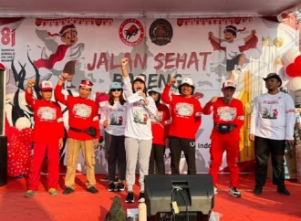 Diikuti 27.000 Peserta, Budi Leksono Gelar Jalan Sehat Nom-noman Jepara 