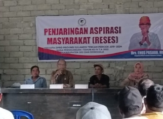 Enos Komitmen Kawal Tiga Aspirasi Warga Desa Kalora