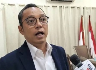 Deddy Sitorus Sindir Keras Petuah Jokowi Soal Kekuasaan: Ada yang Bisa Kasih Kaca ke Bapak Ini?