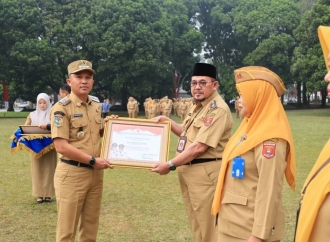Bupati Lampung Barat Lepas Empat ASN Purna Tugas dan Tekankan Pentingnya Disiplin