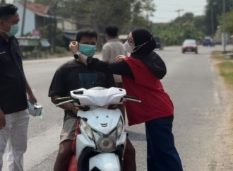 Terkena Imbas Hujan Abu Anak Krakatau, Warga Lampung Selatan Dapat Amunisi Kesehatan Gratis!