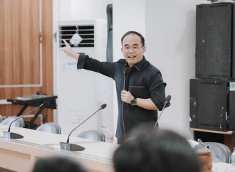 Dukung PJJ, Yeremia Mendrofa Ingatkan Kualitas Pembelajaran dan Keselamatan Siswa