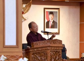 Koster Peringatkan Pejabat Pemprov Bali: Cukup dari Gaji dan TPP, Jangan Main Proyek!