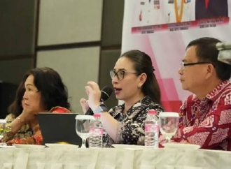 Ujung Tombak, Vanda Sarundajang Dorong Kader Kesehatan Hadir dengan Ketulusan