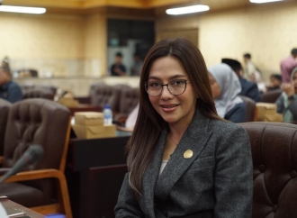 Dua Kader PDI Perjuangan DPRD Jember Semprot Proyek Banner Rp4,4 M dan Stiker Bansos Rp2,8 M