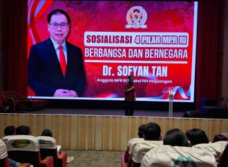 Sofyan Tan Ajak Mahasiswa Amalkan Pancasila dan Siapkan Diri Hadapi Dunia Kerja