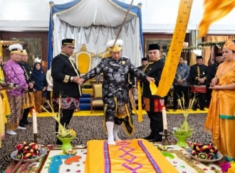 Belimbur Erau Adat Kutai 2026, Raja dan Rakyat Bersatu dalam Semangat Kebersamaan