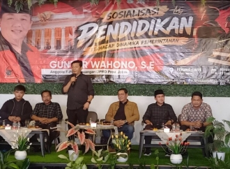 Guntur Wahono Ajak Generasi Z di Blitar Perkuat Ilmu dan Kepedulian untuk Indonesia Emas 2045