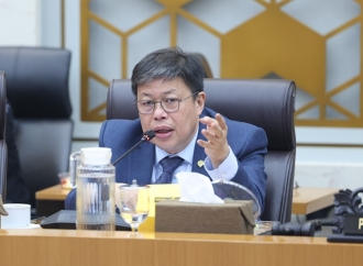 Alex Indra Lukman Minta Pemerintah Evaluasi Pemetaan Daerah Rawan Karhutla