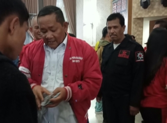 DPD PDI Perjuangan Sumut Salurkan Tali Asih ke 495 Siswa Korban Keracunan MBG di Karo