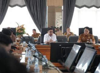 Bang Dhin Dorong Mahasiswa UNISKA Pahami Pentingnya Prioritas Pembangunan Daerah