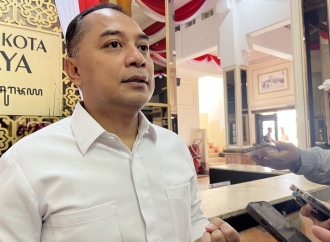Eri Cahyadi Ingatkan Warga Surabaya Tidak Pinjamkan KTP untuk Beli Kendaraan
