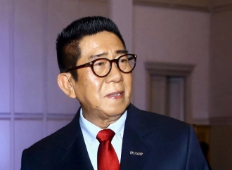 Pasca Putusan MK: Bola Politik Gibran Berpindah dari MK ke Istana