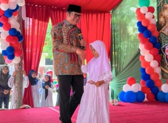 Wawali Maryono Titip Harapan Untuk Masa Depan “Adik-adik Keren!”