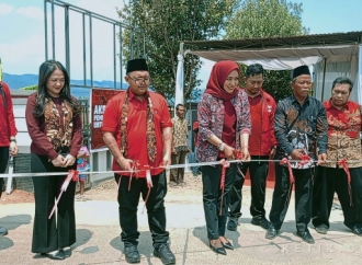 Resmikan Jalan Senilai Rp5,8 Miliar di Cilacap, Kaisar Kiasa Tegaskan Komitmen Layani "Wong Cilik"