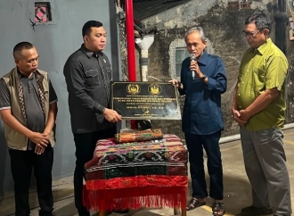 Tepati Janji Reses, Samuel Sitompul Resmikan Lapangan dan Area Interaksi Warga di Pekayon Jaya