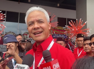 Rugi Rp123 Triliun dan 17 Juta Warga Terdampak, Ganjar Desak Prabowo Tetapkan Karhutla Bencana Nasional!