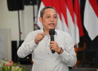 Zulhas Sebut KDMP Bukan Koperasi, Deddy Sitorus: Kenapa Bukan Lewat BUMDes?