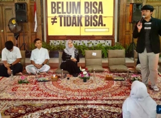 Banyuwangi Bekali Santri Wawasan Bisnis Digital dan Media Sosial