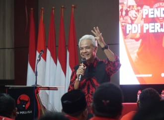 Ganjar Pranowo Gembleng Banteng Jogja: PDI Perjuangan Harus Mendengarkan Suara Gen-Z
