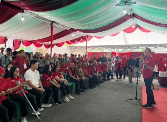 Elvi Diana: Rudi Center dan PDI Perjuangan Akan Terus Hadir untuk Kesehatan Mata Warga Babel