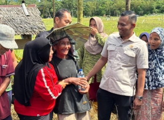 Jamaluddin Idham Salurkan Bantuan Pembangunan Masjid Baitul Hasanah di Simeulue