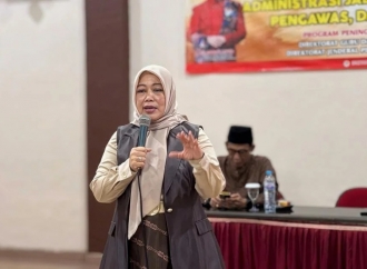 Ansari Ingatkan Generasi Muda Tak Abaikan Pendidikan 
