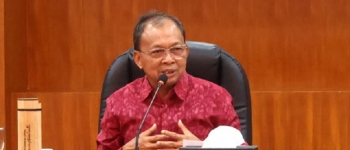 https://img.gesuri.id/crop/350x150/content/2025/06/11/214755/gubernur-bali-wayan-koster-instruksikan-sikat-habis-tas-kresek-di-pasar-tradisional-i7DfWA5KxN.jpg
