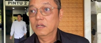 https://img.gesuri.id/crop/350x150/content/2025/07/12/217361/deddy-yevri-sitorus-nilai-pernyataan-luhut-soal-jokowi-terlalu-berlebihan-ONThTuPJZ5.jpg