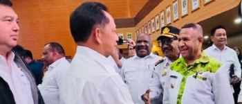 https://img.gesuri.id/crop/350x150/content/2025/08/18/220737/tiga-kabupaten-di-papua-torehkan-prestasi-pegunungan-bintang-jadi-sorotan-pada-hut-ke-80-ri-tHo8zNu89B.jpg