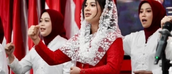 https://img.gesuri.id/crop/350x150/content/2025/10/23/229019/pdi-perjuangan-rayakan-hari-santri-dengan-paduan-suara-lintas-iman-kumandangkan-yalal-wathon-Vck0V8nWQ3.jpg