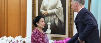 https://img.gesuri.id/crop/350x150/content/2026/04/17/245371/megawati-soekarnoputri-terima-dubes-jerman-bahas-geopolitik-Pb6ze6l1ut.jpeg