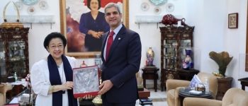 https://img.gesuri.id/crop/350x150/content/2026/05/19/247045/megawati-dan-dubes-kuwait-bahas-dampak-konflik-timur-tengah-serta-apresiasi-dukungan-indonesia-terhadap-palestina-SBLzznXj2N.jpeg