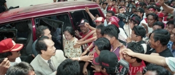 https://img.gesuri.id/crop/350x150/content/2026/07/17/251227/henry-yoso-kudatuli-momentum-perkuat-komitmen-seluruh-anak-bangsa-terhadap-demokrasi-supremasi-hukum-persatuan-nasional-Un3zeHV2dF.jpg